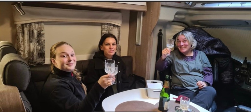 2022-10-22 tur med syrrans hbil, svampjakt